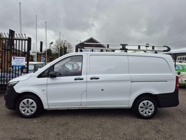 2018 Mercedes-Benz VITO - Photo 2