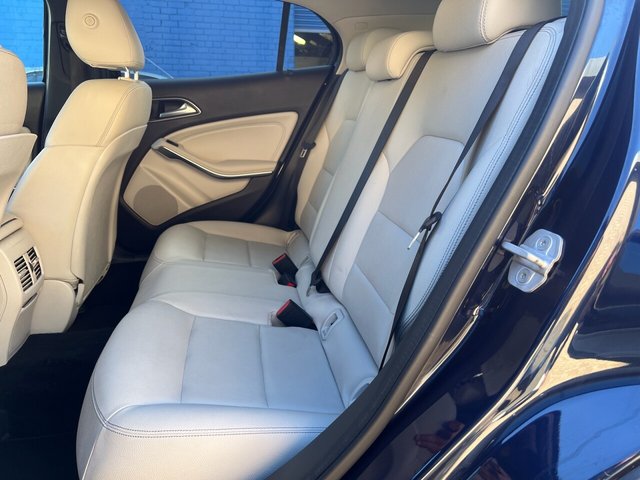 2017 MERCEDES-BENZ GLA 2017 1.6 GLA200 Sport SUV 5dr Petrol 7G-DCT Euro 6 (s/s) (156 ps) - Photo 8