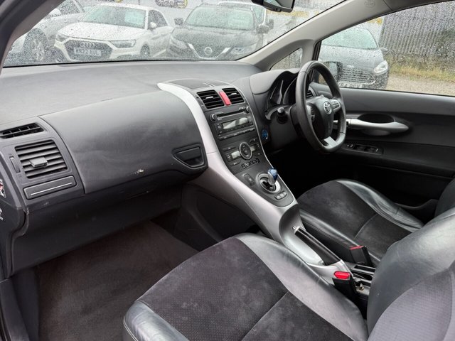 2010 TOYOTA AURIS 1.8 VVT-h T Spirit Hatchback 5dr Petrol Hybrid CVT Euro 5 (s/s) (136 ps) - Photo 11