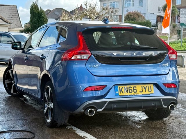 2016 Volvo V40 2L R-Design 5dr - Photo 2
