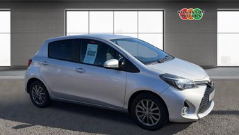 2016 TOYOTA YARIS