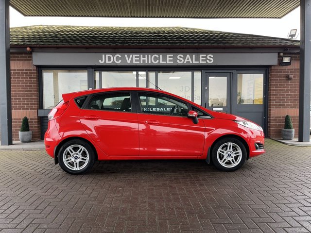 2013 FORD FIESTA 2013 1.0T EcoBoost Zetec Hatchback 5dr Petrol Manual Euro 5 (s/s) (100 ps) - Photo 4
