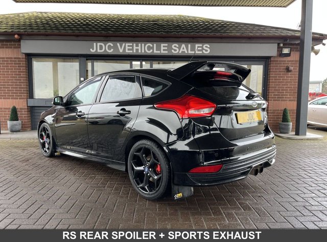 2015 FORD FOCUS 2015 2.0T EcoBoost ST-2 Hatchback 5dr Petrol Manual Euro 6 (s/s) (250 ps) - Photo 2