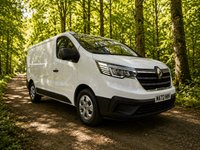 USED 2022 72 RENAULT TRAFIC 2.0 dCi Blue SL28 Business Panel Van 5dr Diesel Manual L1 H1 Euro 6 (s/s) (150 ps) 2 KEYS/3 SEATS/READY TO GO