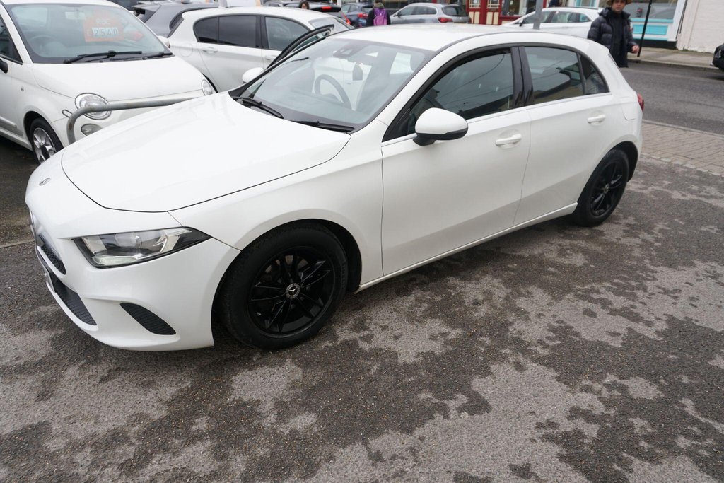 USED 2018 68 MERCEDES-BENZ A CLASS 1.5 A180d SE 7G-DCT Euro 6 (s/s) 5dr AUTO/JUST ARRIVED!!!