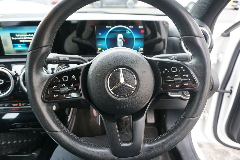 USED 2018 68 MERCEDES-BENZ A CLASS 1.5 A180d SE 7G-DCT Euro 6 (s/s) 5dr AUTO/JUST ARRIVED!!!