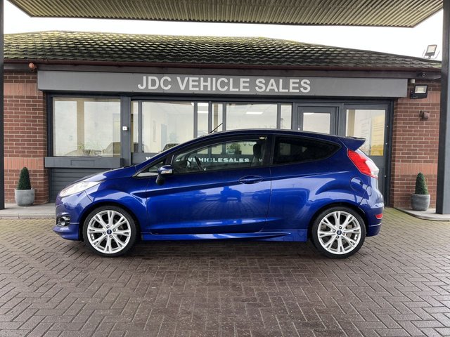 2013 FORD FIESTA 2013 1.0T EcoBoost Zetec S Hatchback 3dr Petrol Manual Euro 5 (s/s) (125 ps) - Photo 5