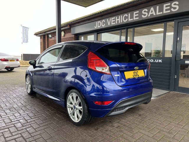 2013 FORD FIESTA 2013 1.0T EcoBoost Zetec S Hatchback 3dr Petrol Manual Euro 5 (s/s) (125 ps) - Photo 9