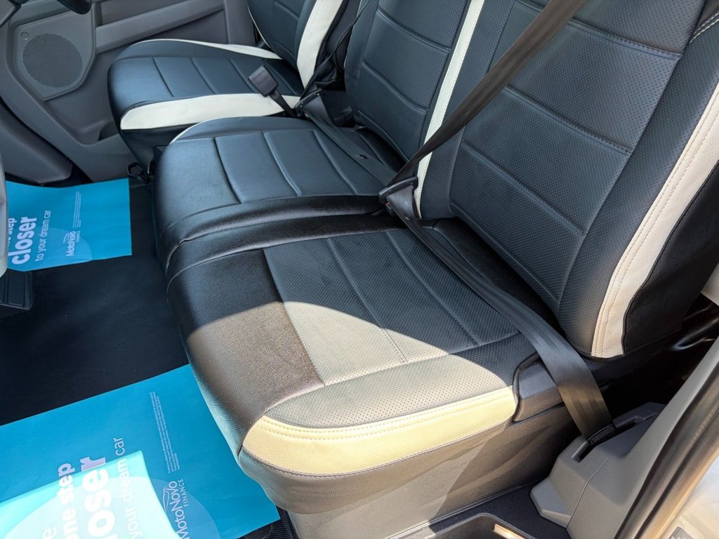 USED 2024 74 FORD TRANSIT CUSTOM 300 NEW SHAPE 2.0EcoBlue AUTO L1H1 170ps *A/C*CAMERA*ALLOYS*SENSORS*HEAT PACK*E/PACK*APPLE CARPLAY* LIMITED-L1-AUTO-GREAT SPEC