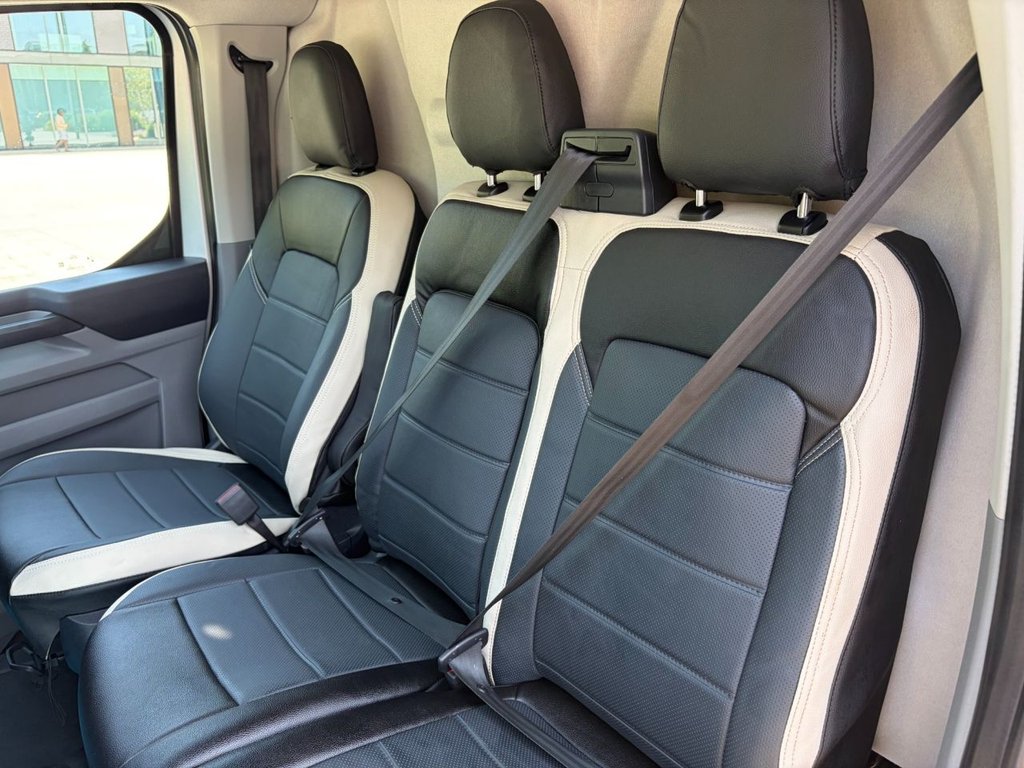 USED 2024 74 FORD TRANSIT CUSTOM 300 NEW SHAPE 2.0EcoBlue AUTO L1H1 170ps *A/C*CAMERA*ALLOYS*SENSORS*HEAT PACK*E/PACK*APPLE CARPLAY* LIMITED-L1-AUTO-GREAT SPEC
