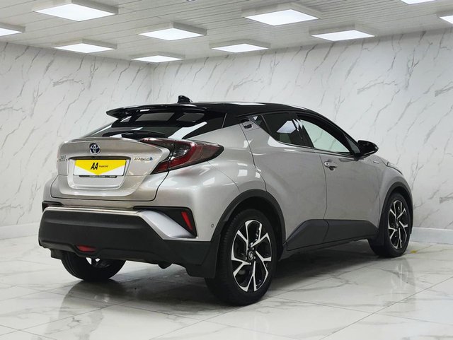 2018 Toyota C-HR 1.8L Dynamic 5dr - Photo 12
