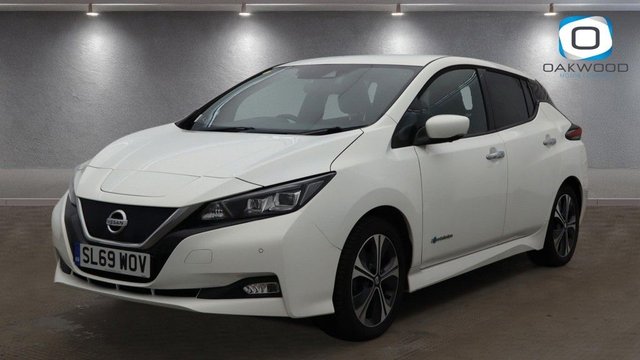 2019 Nissan Leaf - Photo 2