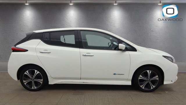 2019 Nissan Leaf - Photo 5