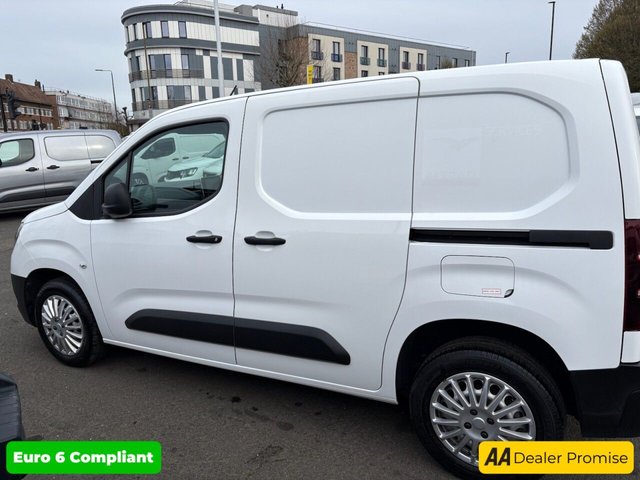 2021 VAUXHALL COMBO - Photo 11