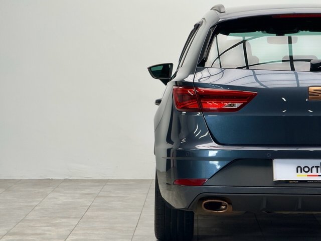 2019 Seat Leon 2L Cupra 300 5dr - Photo 10