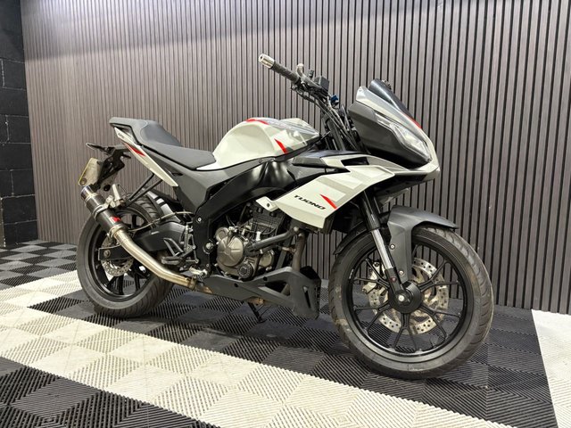 View our APRILIA TUONO 125