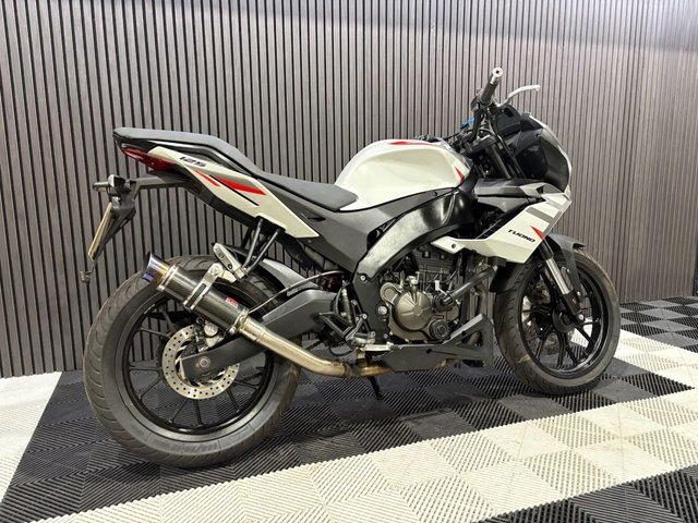 View our APRILIA TUONO 125