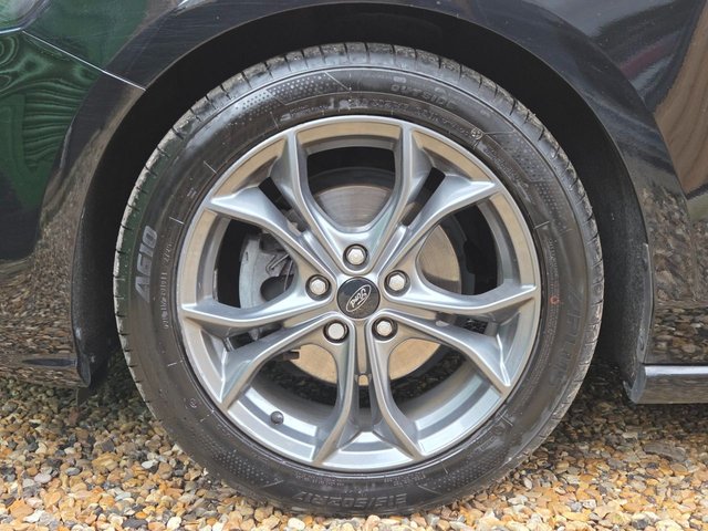 2020 FORD FOCUS 1.0T EcoBoost ST-Line Hatchback 5dr Petrol Manual Euro 6 (s/s) (125 ps) - Photo 11