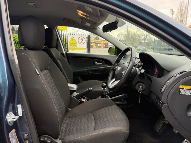 2011 Kia Ceed 1.6L 3 5dr - Photo 9