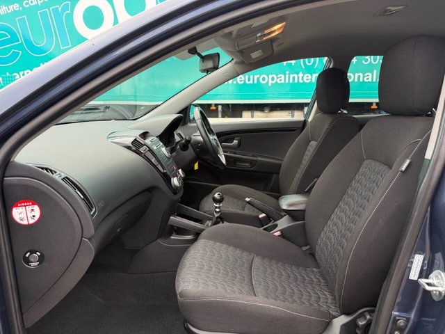 2011 Kia Ceed 1.6L 3 5dr - Photo 12