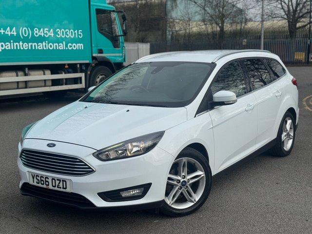 2016 Ford Focus 1.5L Zetec 5dr - Photo 3