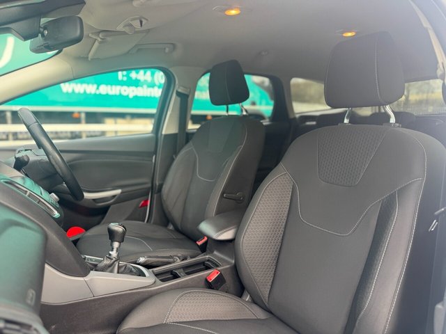 2016 Ford Focus 1.5L Zetec 5dr - Photo 11