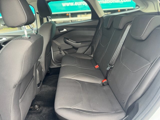 2016 Ford Focus 1.5L Zetec 5dr - Photo 12