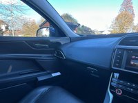 USED 2017 17 JAGUAR XE 2.0d Portfolio Saloon 4dr Diesel Auto Euro 6 (s/s) (180 ps) 
