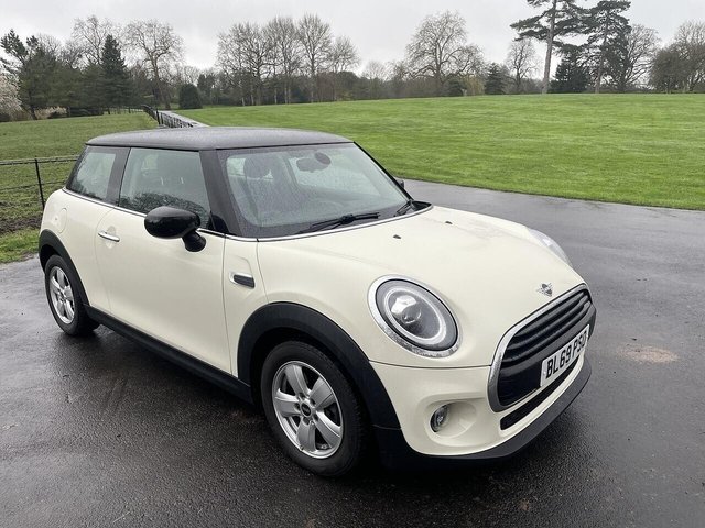 2019 MINI HATCH