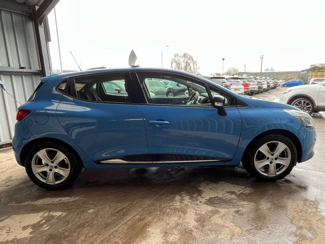 2016 RENAULT CLIO 0.9 TCe Dynamique Nav Hatchback 5dr Petrol Manual Euro 6 (s/s) (90 ps) - Photo 10