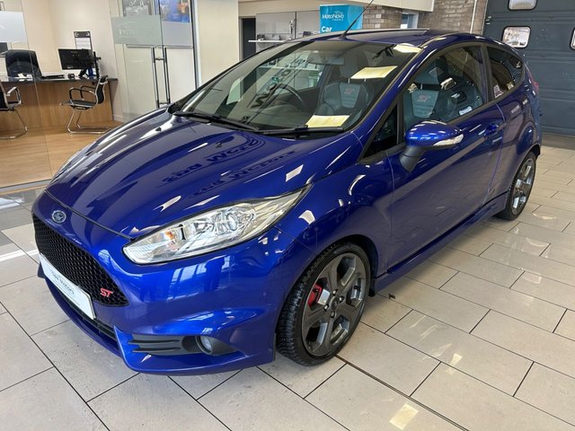 2016 Ford Fiesta 1.6L St-2 3dr - Photo 3