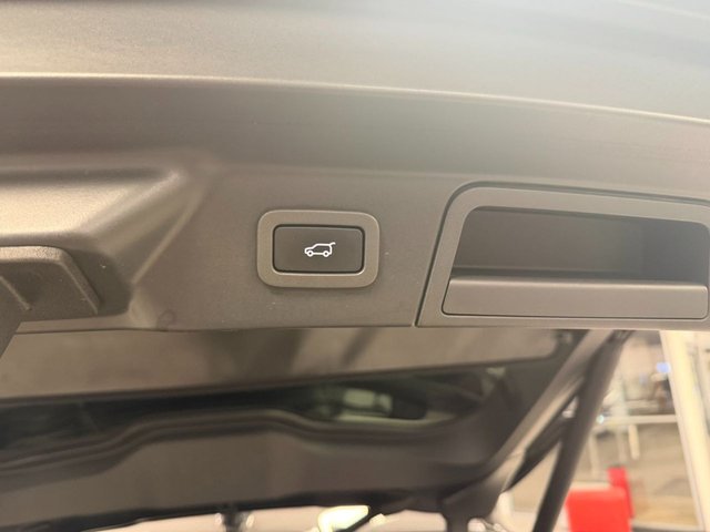 2019 Land Rover Range Rover Velar 2L R-Dynamic Se 5dr - Photo 8