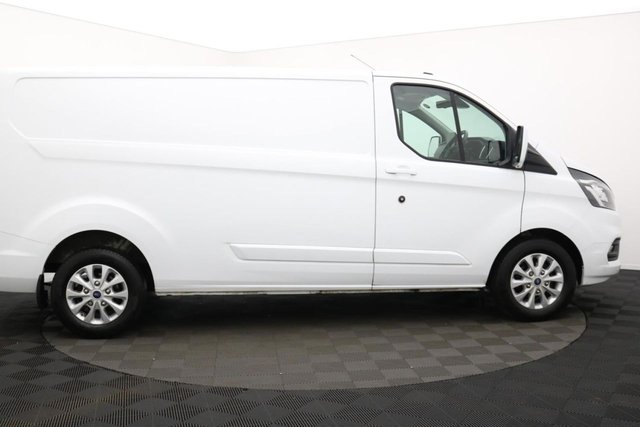 2023 Ford Transit Custom 2L Limited 5dr - Photo 2