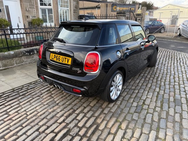 2016 MINI HATCH - Photo 12