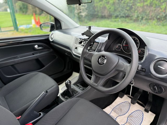 2016 Volkswagen Up! 1L Move Up! 5dr - Photo 8