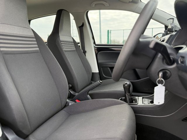 2016 Volkswagen Up! 1L Move Up! 5dr - Photo 10
