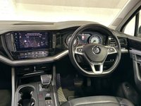 USED 2018 03 VOLKSWAGEN TOUAREG 3.0 TDI V6 SEL SUV 5dr Diesel Tiptronic 4Motion Euro 6 (s/s) (231 ps) FHTD SEATS+SAT NAV+DAB