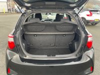 USED 2018 18 TOYOTA YARIS 1.5 VVT-h Design Hatchback 5dr Petrol Hybrid E-CVT Euro 6 (s/s) (100 ps) 