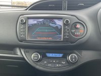 USED 2018 18 TOYOTA YARIS 1.5 VVT-h Design Hatchback 5dr Petrol Hybrid E-CVT Euro 6 (s/s) (100 ps) 