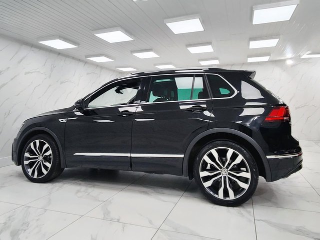 2017 Volkswagen Tiguan 2L R-Line 5dr - Photo 8