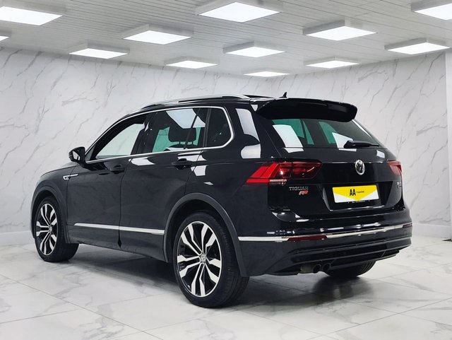 2017 Volkswagen Tiguan 2L R-Line 5dr - Photo 10