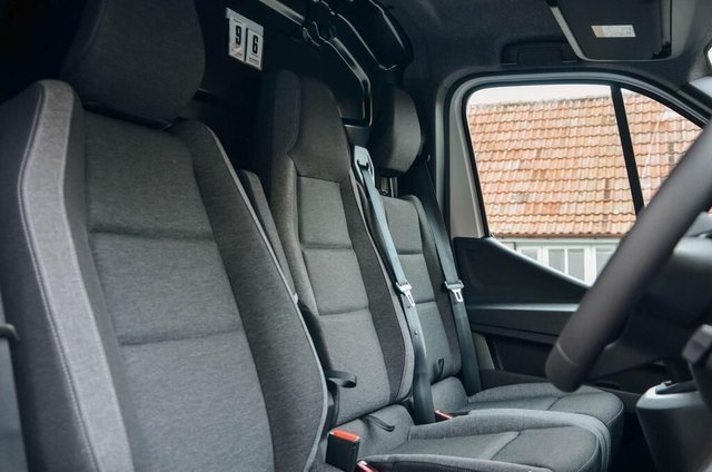 2025 RENAULT MASTER - Photo 3
