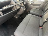 USED 2019 69 VOLKSWAGEN TRANSPORTER SHUTTLE 2.0 TDI SE Minibus 9 SEATS 5dr Diesel DSG FWD LWB Euro 6 (s/s) (150 ps) 9 SEATS + LOW MILES + NO VAT + AIR CON + LONG WHEEL BASE