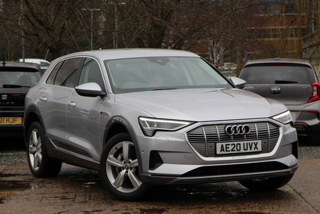 2020 QUATTRO 71.2KWH 313 PS YEAR 2020 MILEAGE 51,403 MILES FUEL TYPE ELECTRIC ENGINE... photo