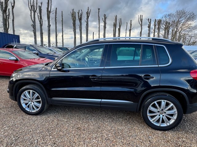 2016 VOLKSWAGEN TIGUAN 2.0 TDI BlueMotion Tech Match Edition SUV 5dr Diesel DSG 4WD Euro 6 (s/s) (184 ps) - Photo 6