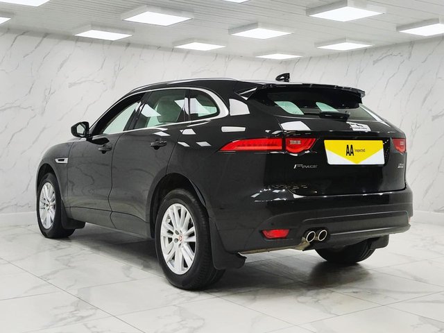 2019 Jaguar F-Pace 2L Portfolio 5dr - Photo 9