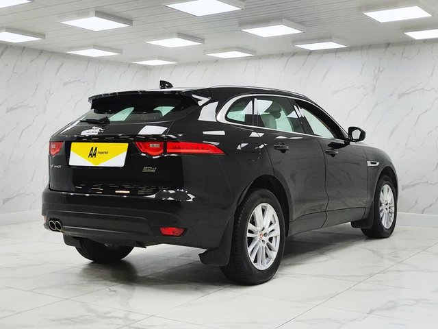 2019 Jaguar F-Pace 2L Portfolio 5dr - Photo 11