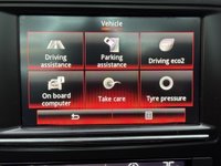 USED 2016 16 RENAULT KADJAR 1.6 dCi Signature Nav SUV 5dr Diesel Manual 4WD Euro 6 (s/s) (130 ps) 