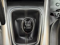 USED 2016 16 RENAULT KADJAR 1.6 dCi Signature Nav SUV 5dr Diesel Manual 4WD Euro 6 (s/s) (130 ps) 