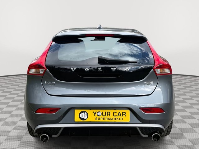 2016 VOLVO V40 - Photo 8